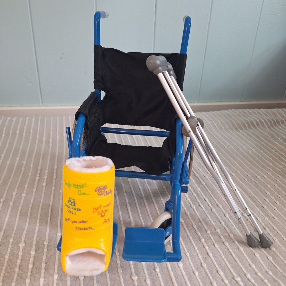VINTAGE American Girl Pleasant Company Wheelchair for 18" Dolls 1990s + accessor